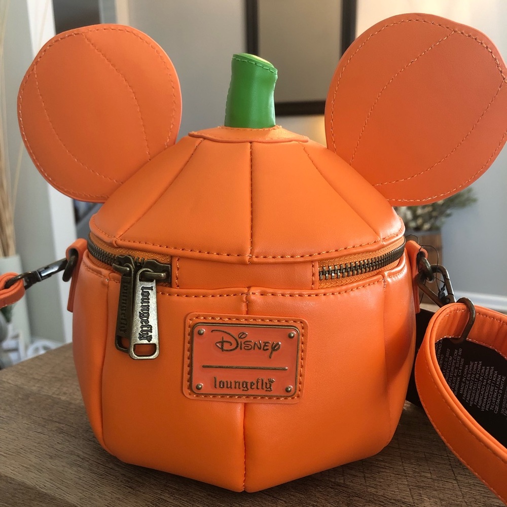 Loungefly Disney Mickey-O-Lantern Crossbody - Picture 3 of 6